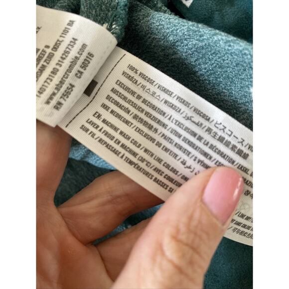 Abercrombie Fitch Women's Small Green Diamond Wrap Top Boho Chic - Picture 8 of 8